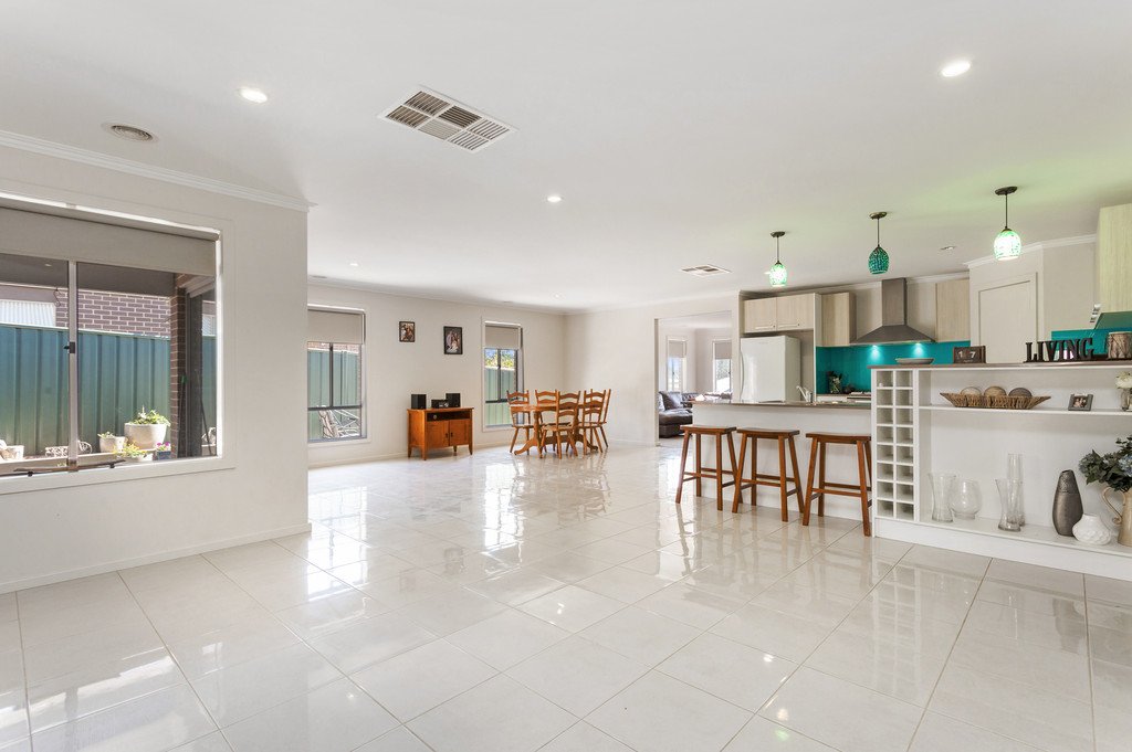 58 Queen Street KANGAROO FLAT 5