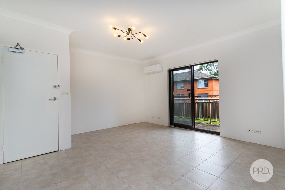 5/8 Railway Street WERRINGTON 4