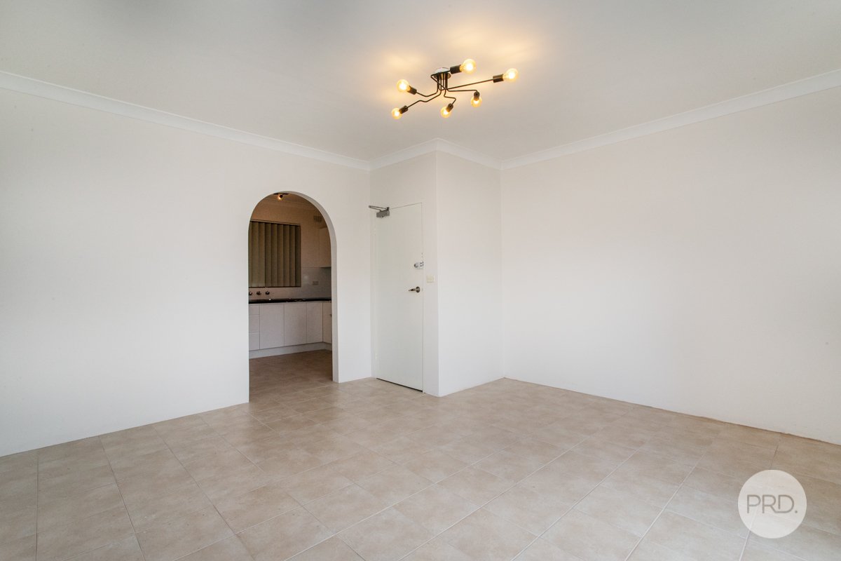 5/8 Railway Street WERRINGTON 5