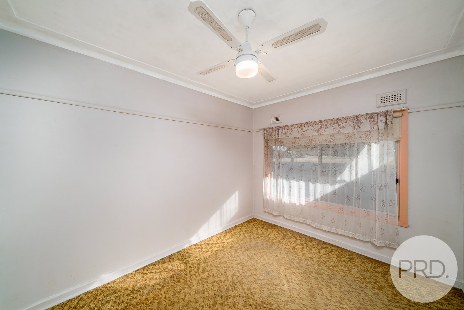 58 Reid Street LOCKHART 10
