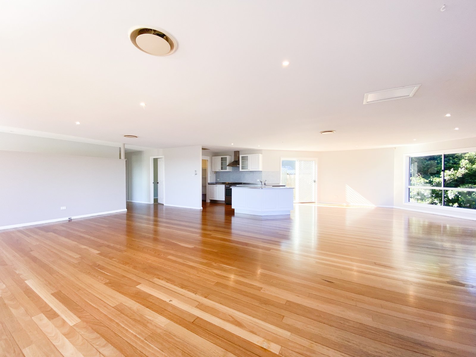58 Scott Circuit SALAMANDER BAY 8