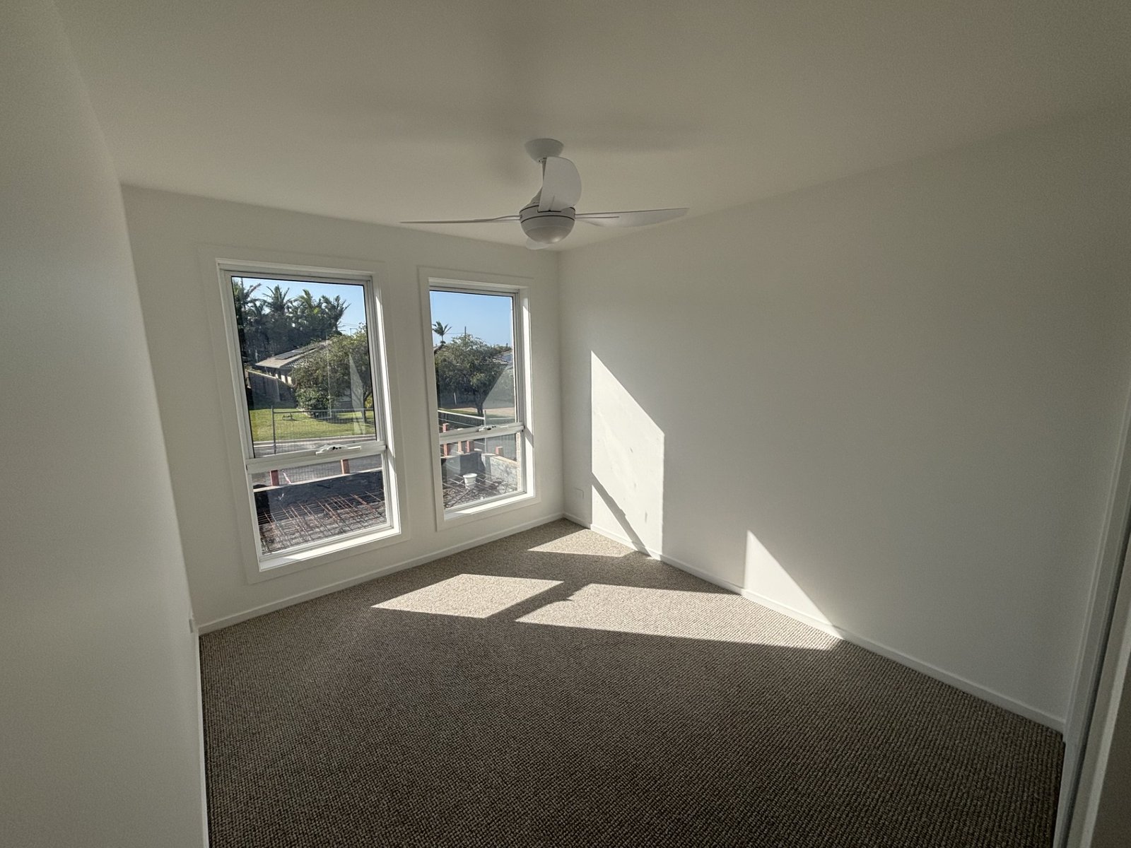 58 Simon Street CORINDI BEACH 9