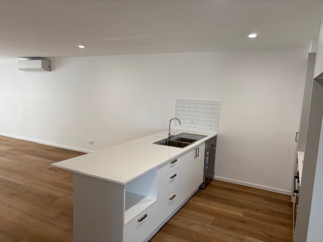 58 Simon Street CORINDI BEACH 27