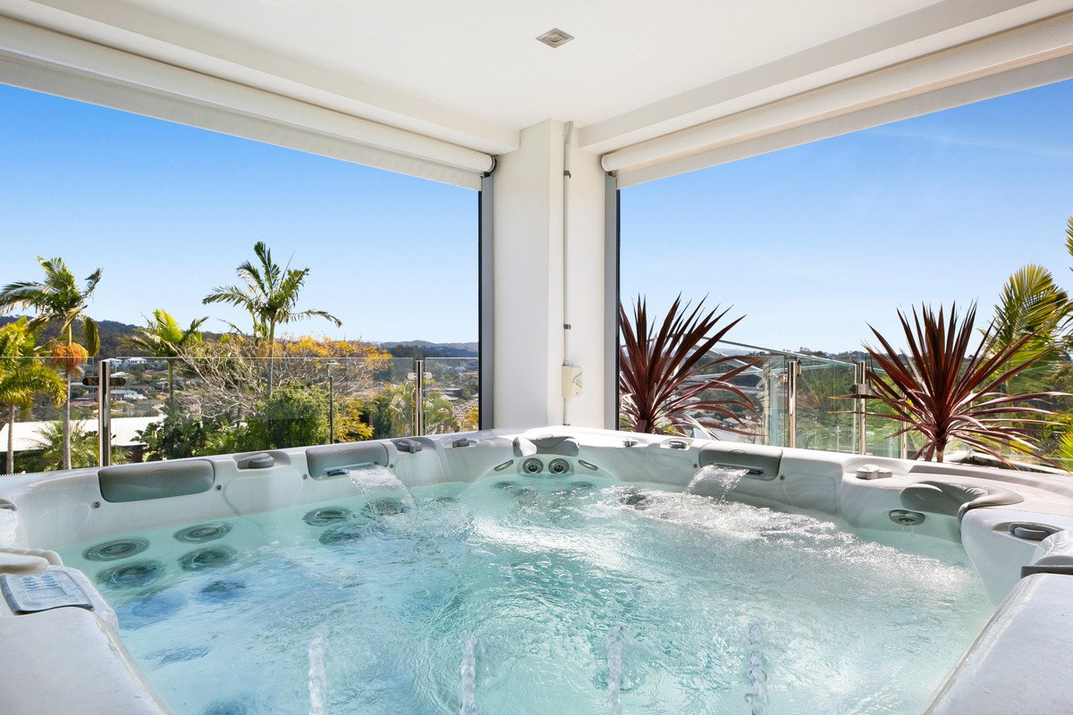 58 Sky Royal Terrace Burleigh Heads 11
