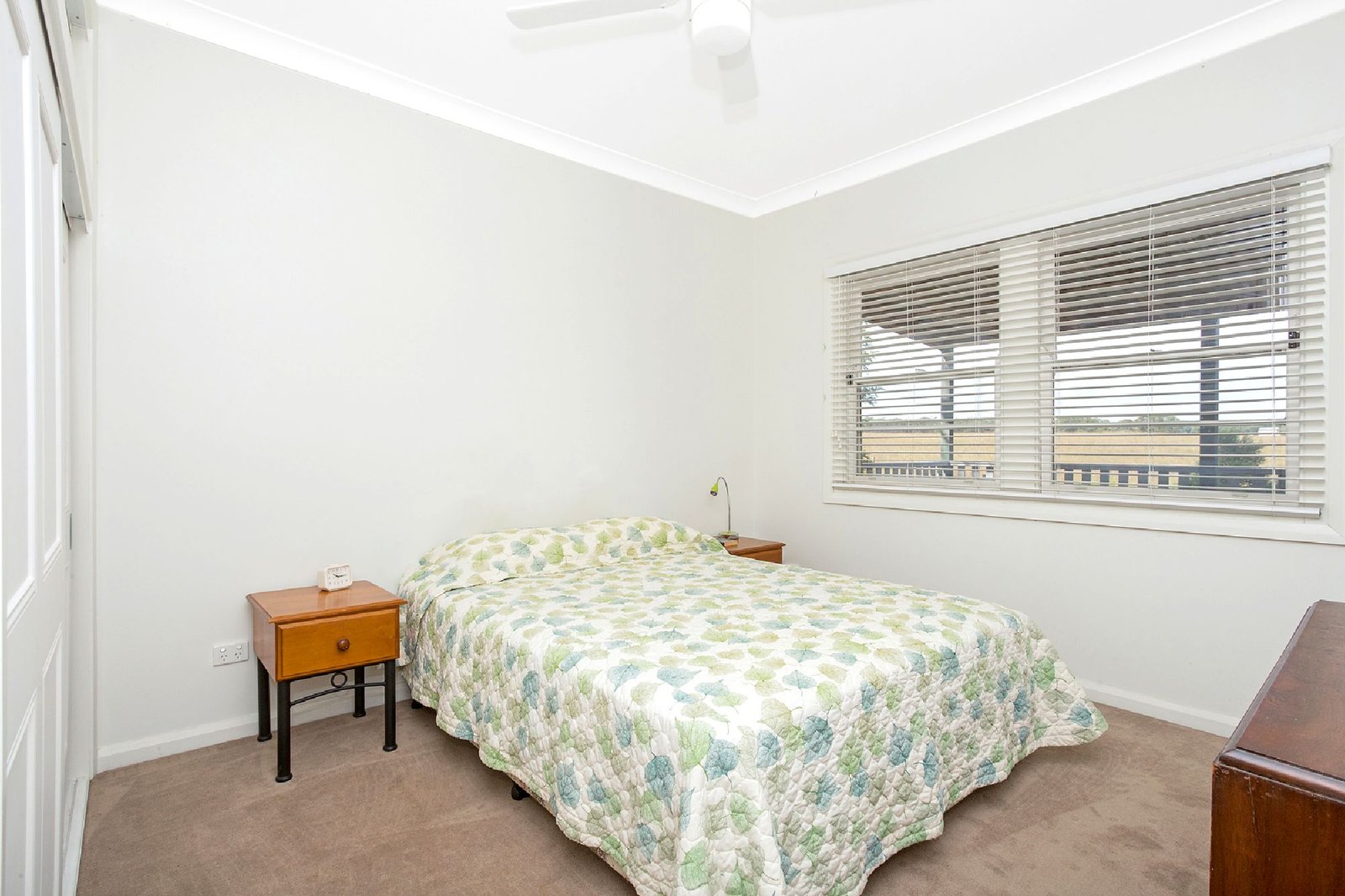 58 Station Lane LOCHINVAR 9