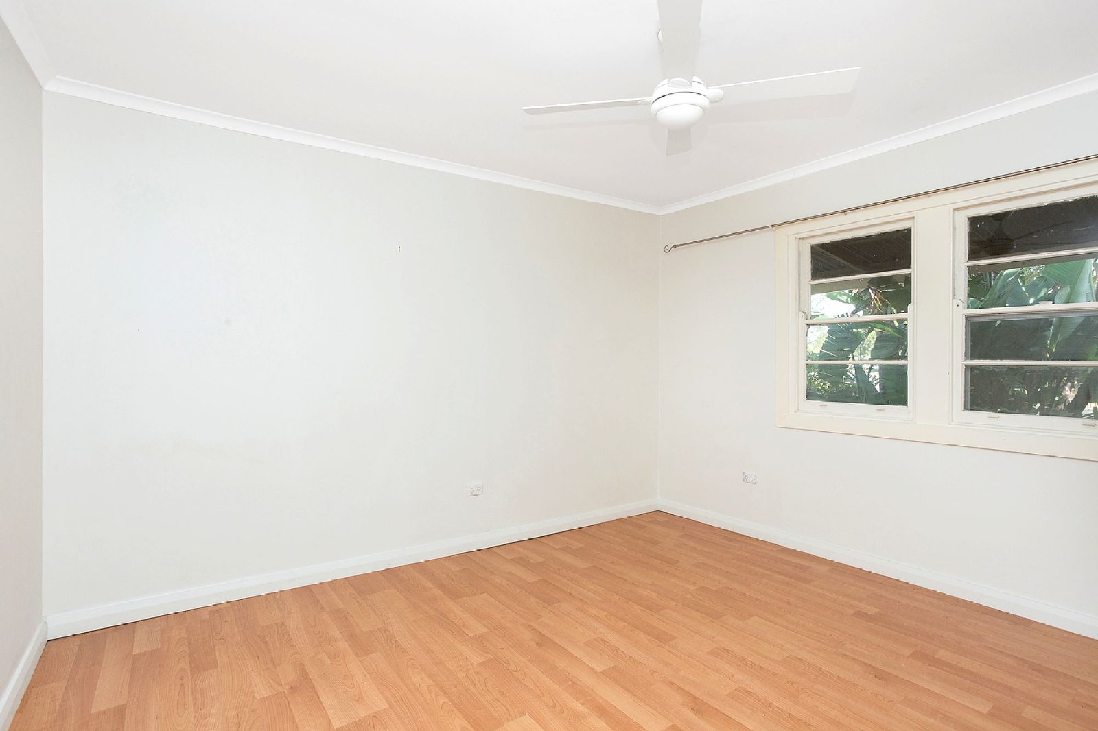 58 Station Lane LOCHINVAR 18