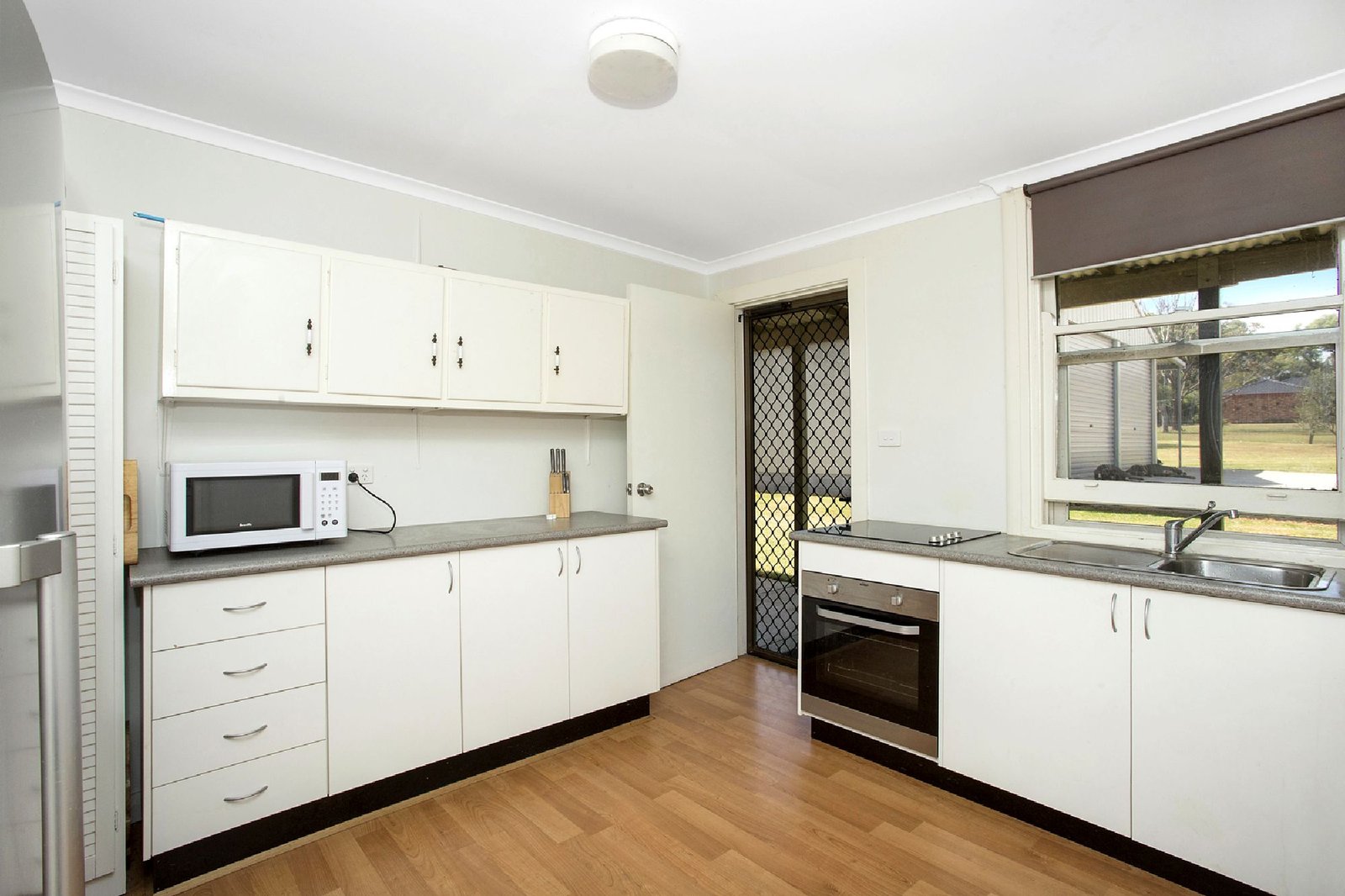 58 Station Lane LOCHINVAR 21
