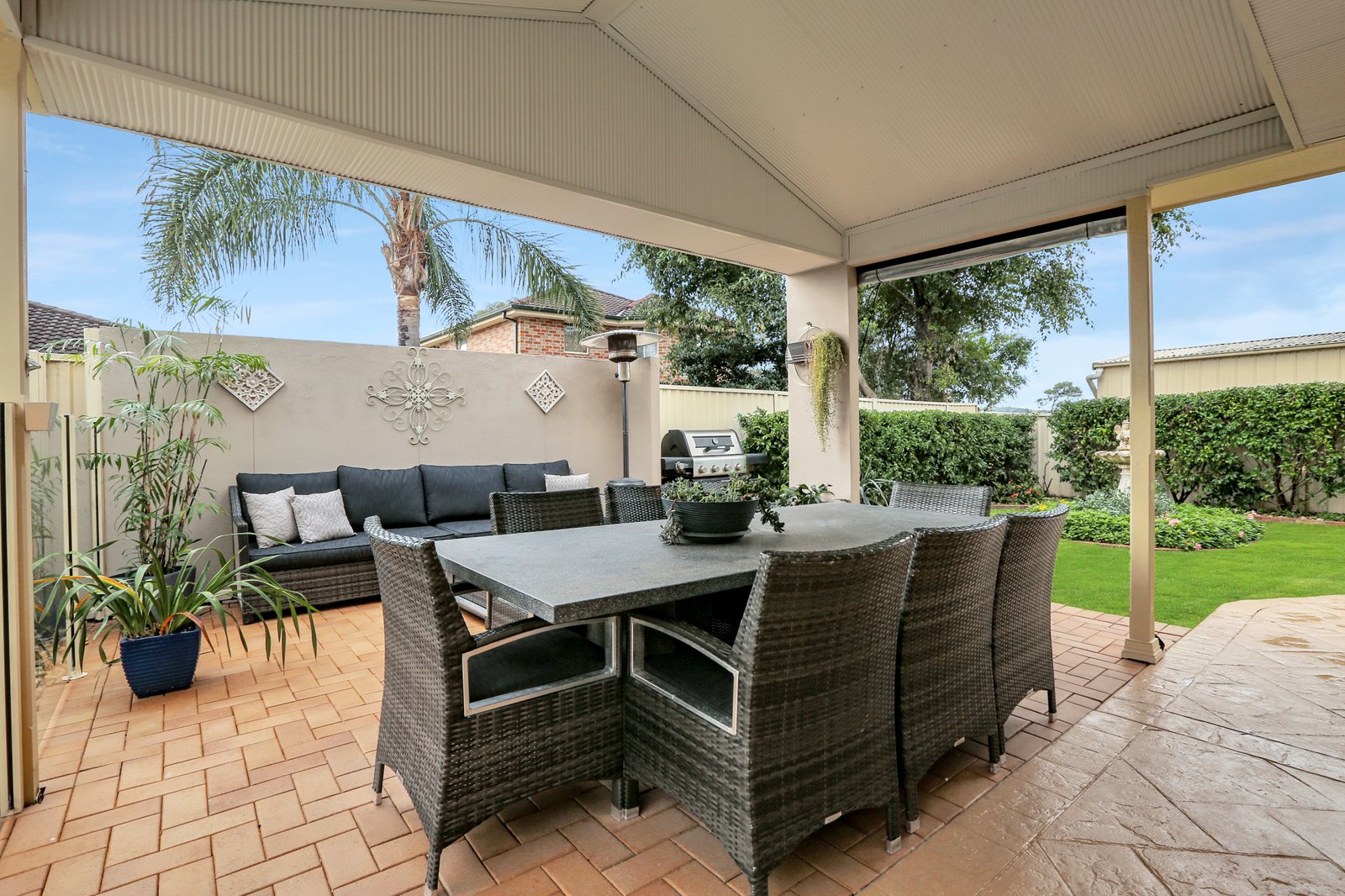 58 Sunnybank Crescent HORSLEY 13