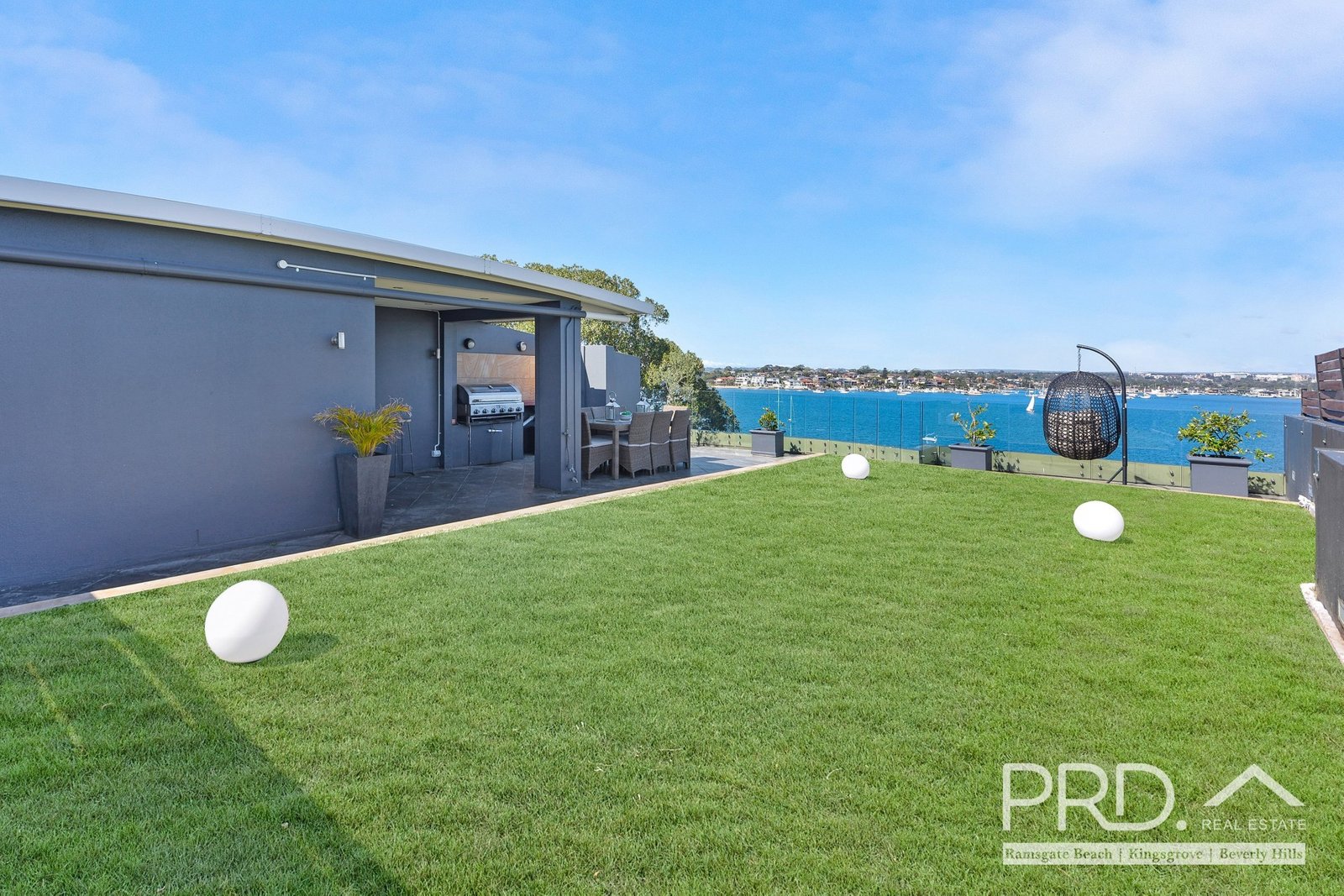 5/8 Water Street SANS SOUCI 4