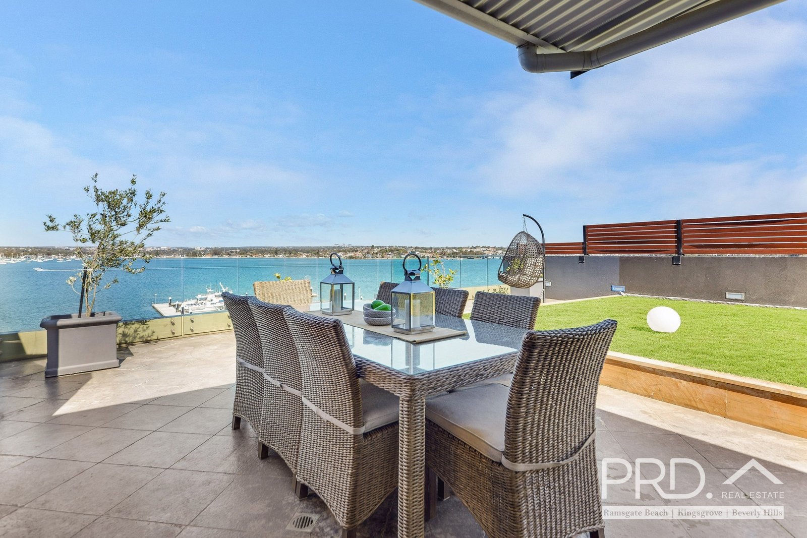 5/8 Water Street SANS SOUCI 8