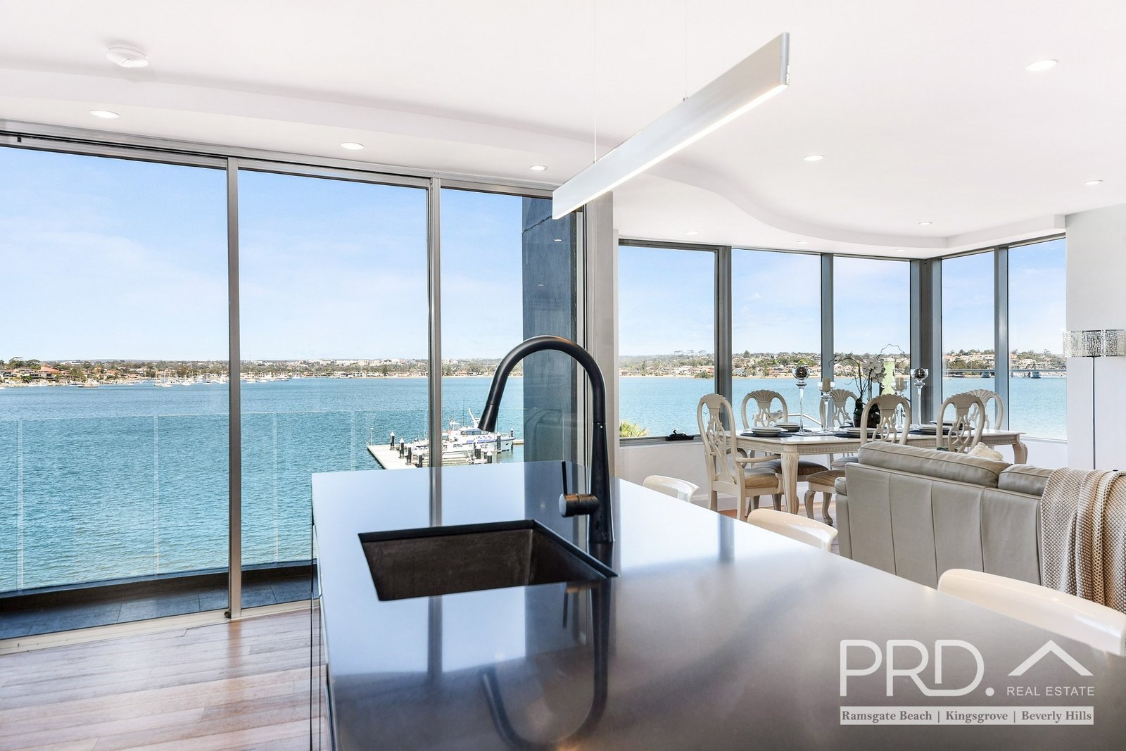 5/8 Water Street SANS SOUCI 14