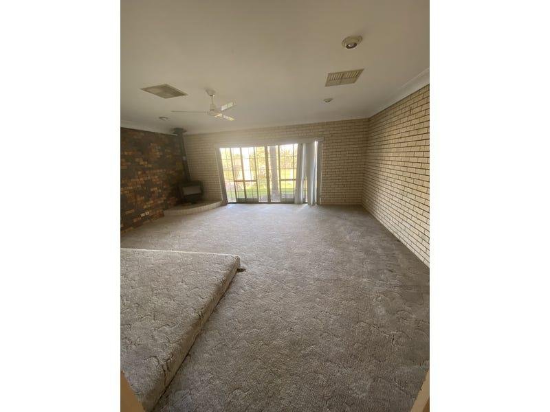 580 Rosewood Laidley Road CALVERT 7