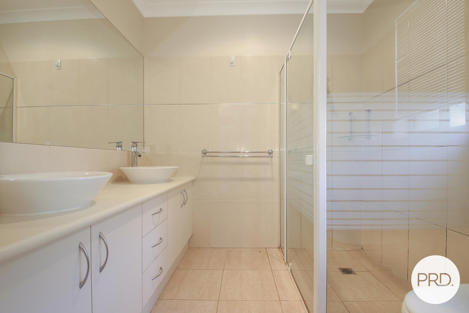 581 Poole Street ALBURY 5