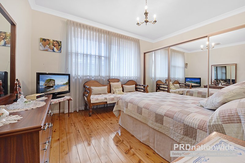 5/82-84 Chuter Avenue RAMSGATE BEACH 4