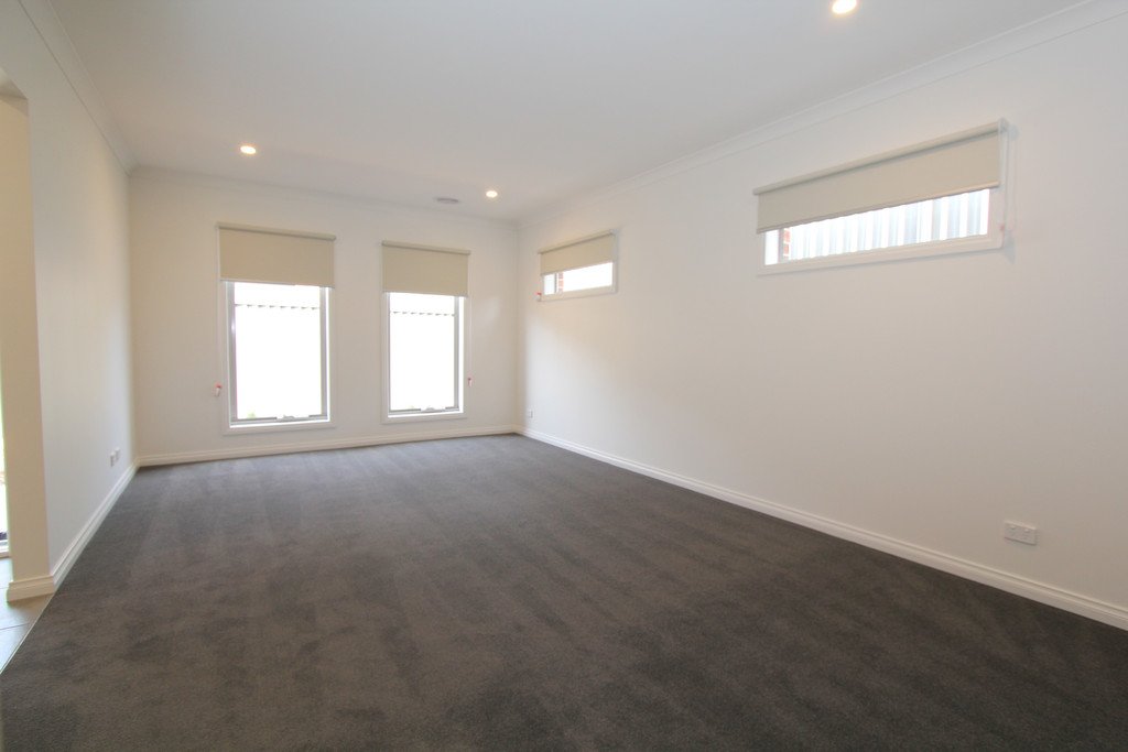 5/822 Geelong Road CANADIAN 4