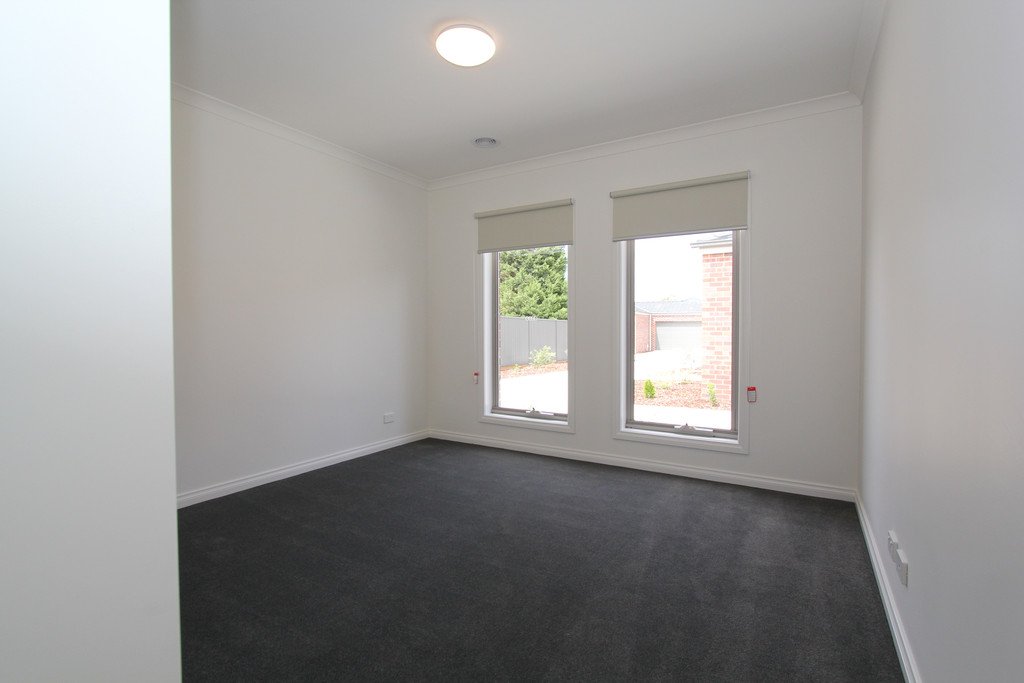 5/822 Geelong Road CANADIAN 6