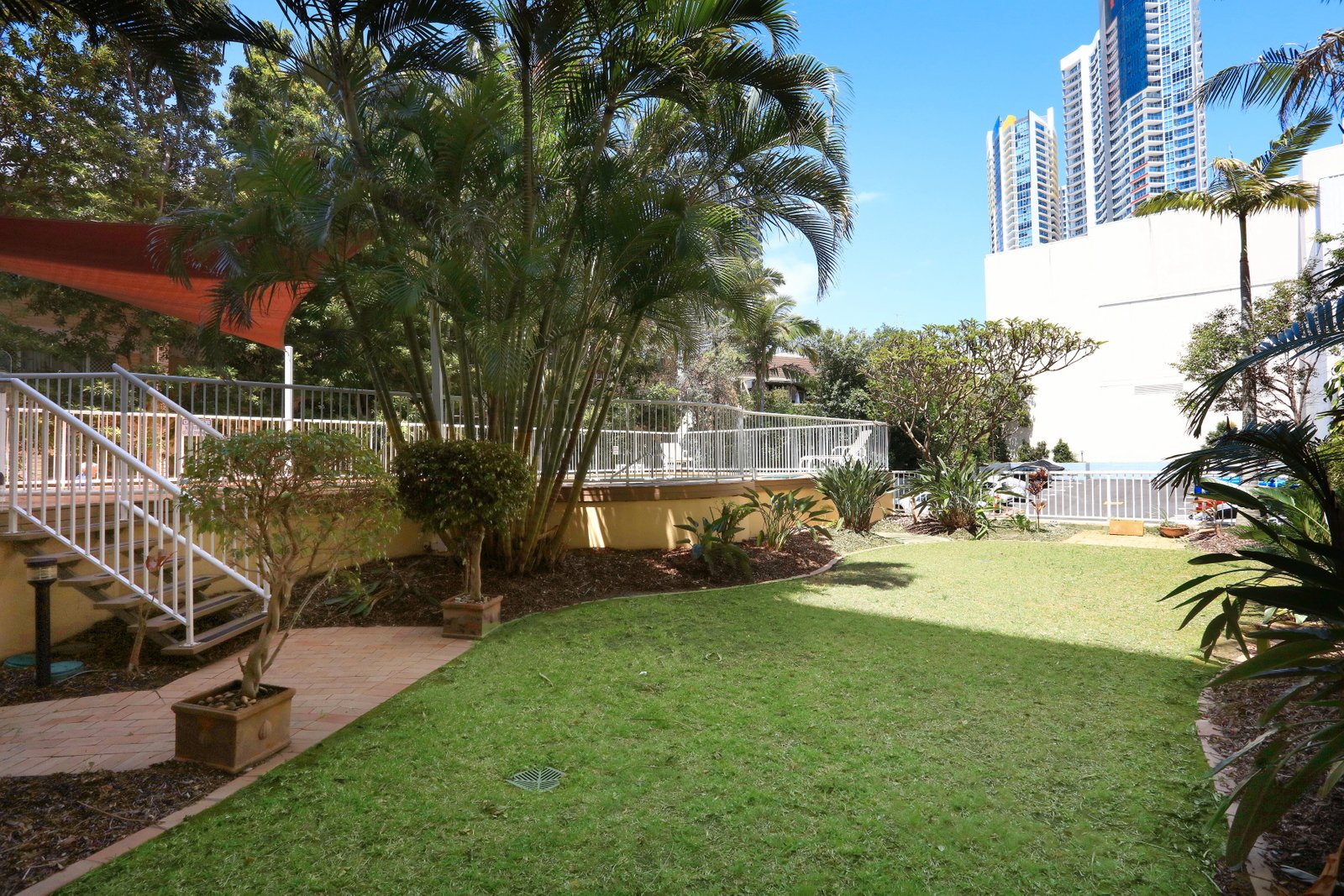 58/30 Marine Parade SOUTHPORT 13