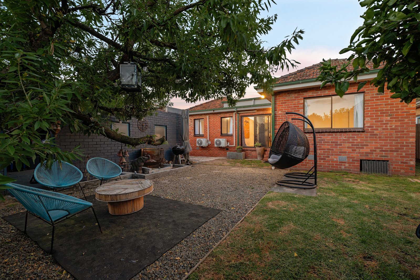 Gallery: 584 Centre Road