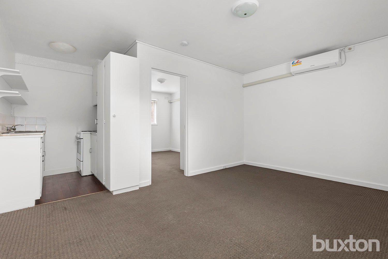 Gallery: 5/84 Latrobe Street