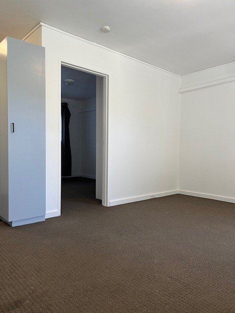Gallery: 5/84 Latrobe Street