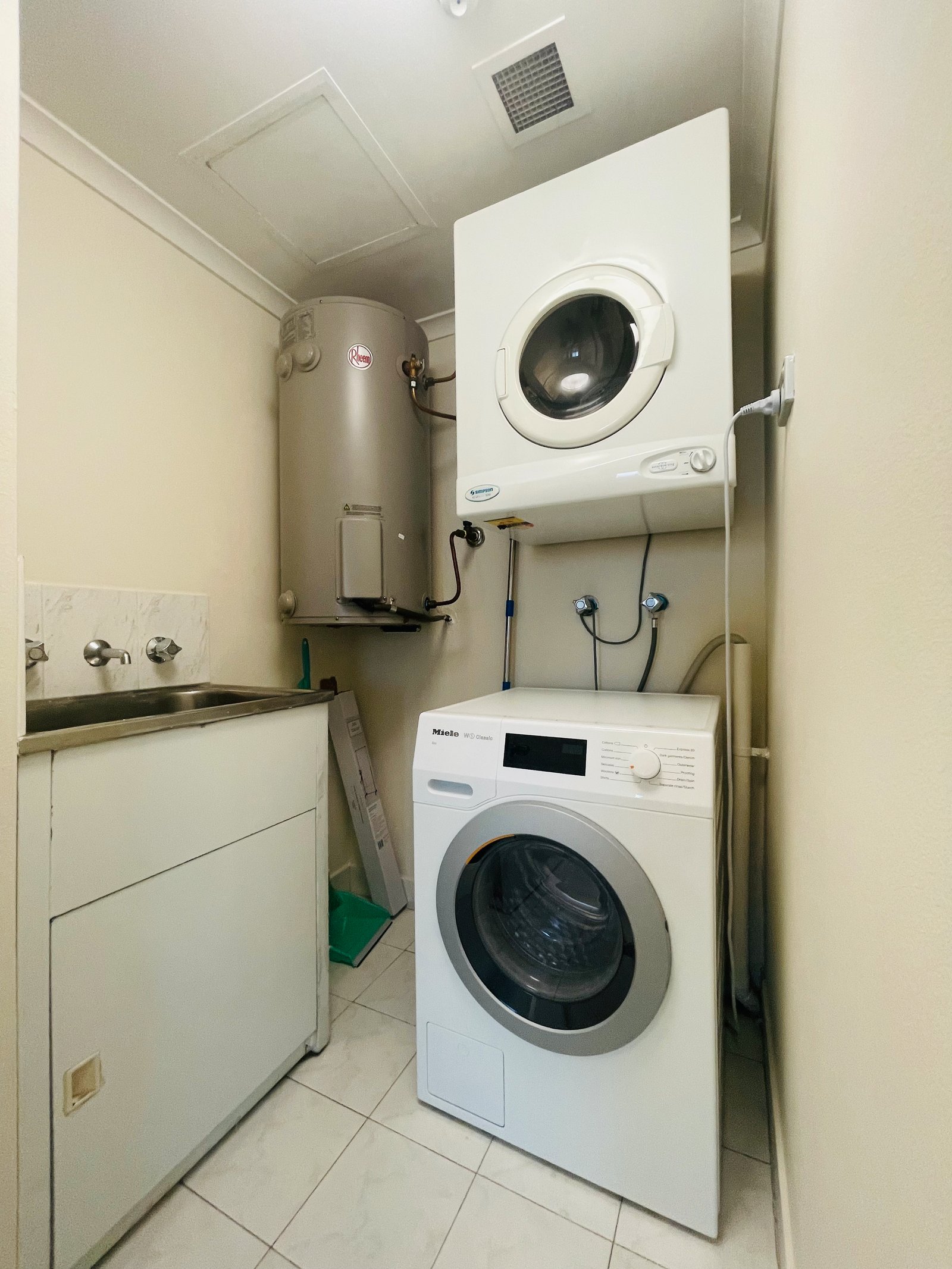 58/438 Forest Road HURSTVILLE 12