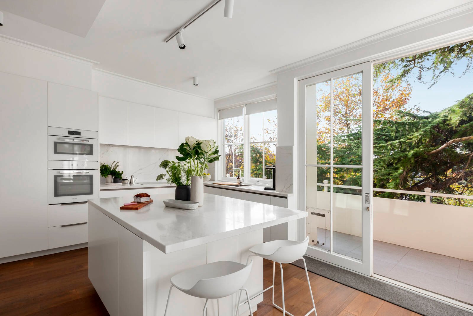 Real Estate and Property in 5/85 Irving Road, Toorak, VIC