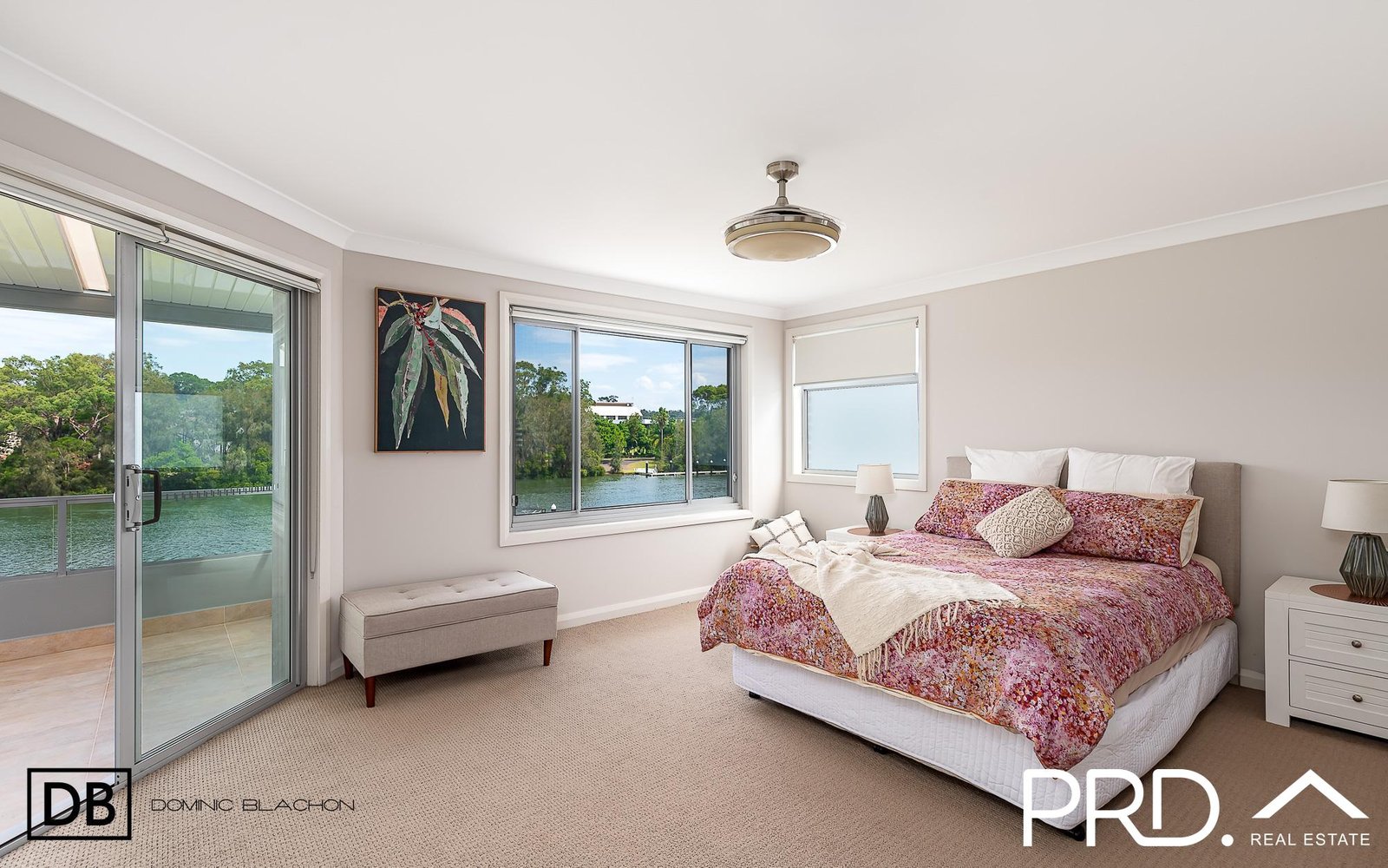 586 Henry Lawson Drive EAST HILLS 8