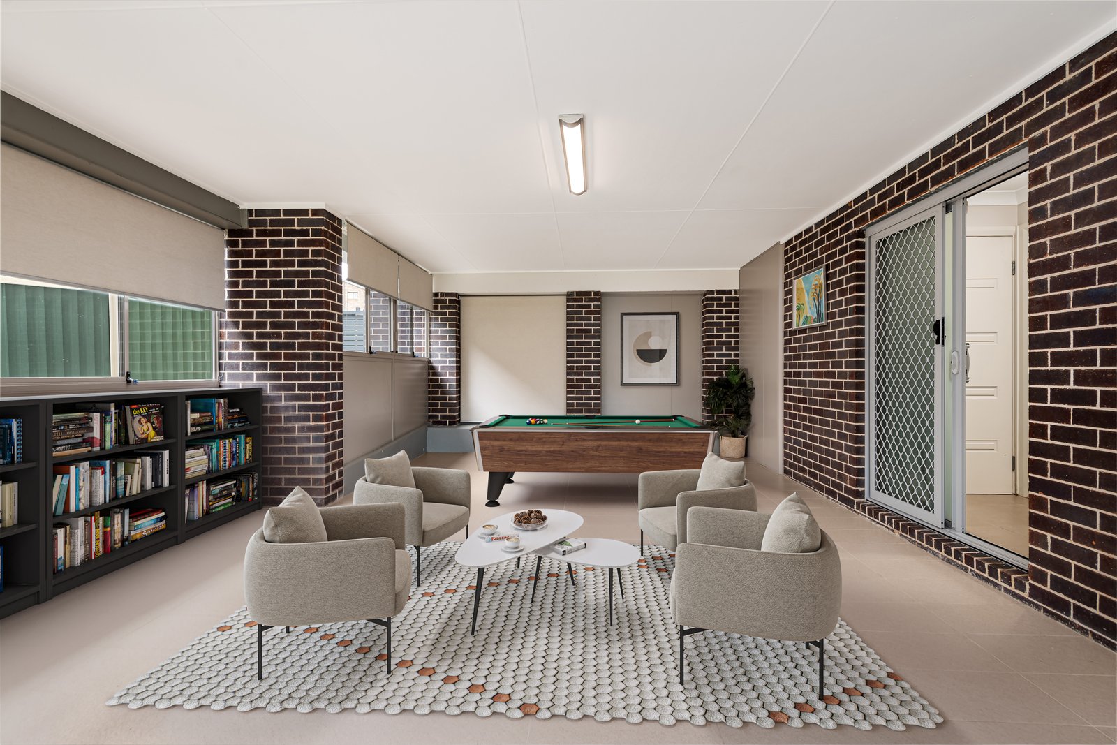 586 Henry Lawson Drive EAST HILLS 12