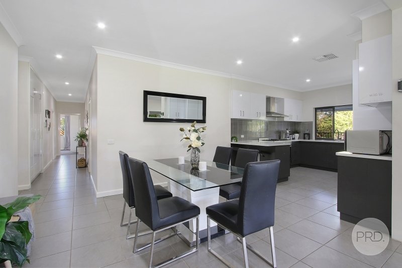 586 Manns Street LAVINGTON 7