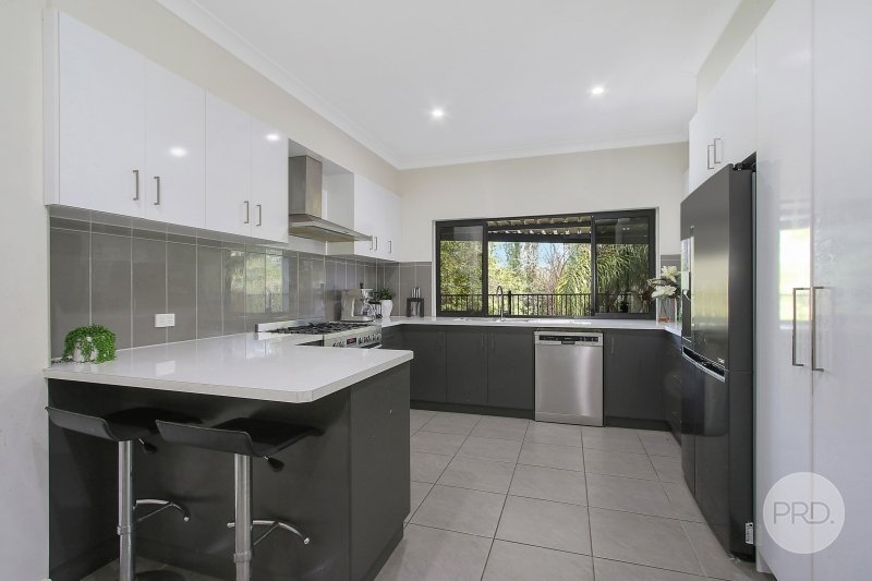 586 Manns Street LAVINGTON 8