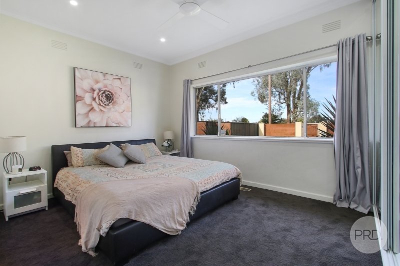 586 Manns Street LAVINGTON 11