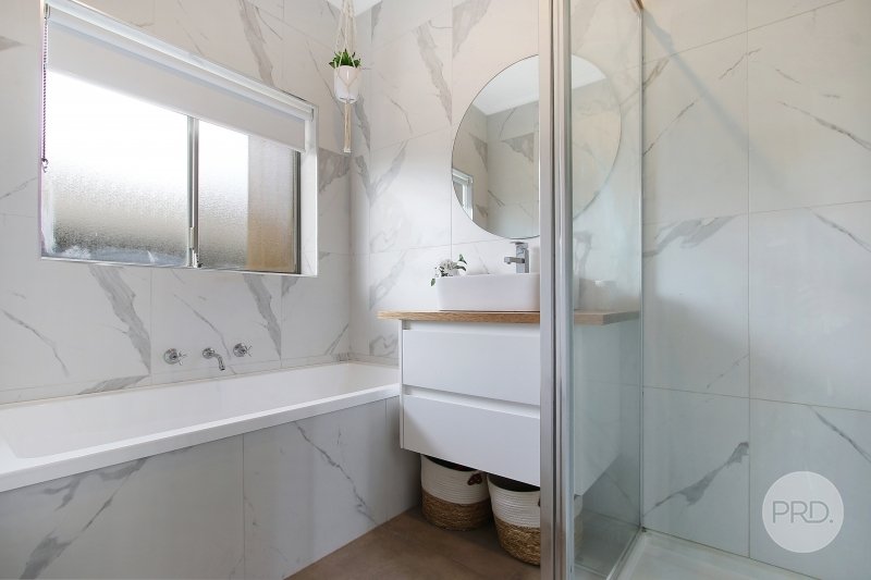 586 Manns Street LAVINGTON 16