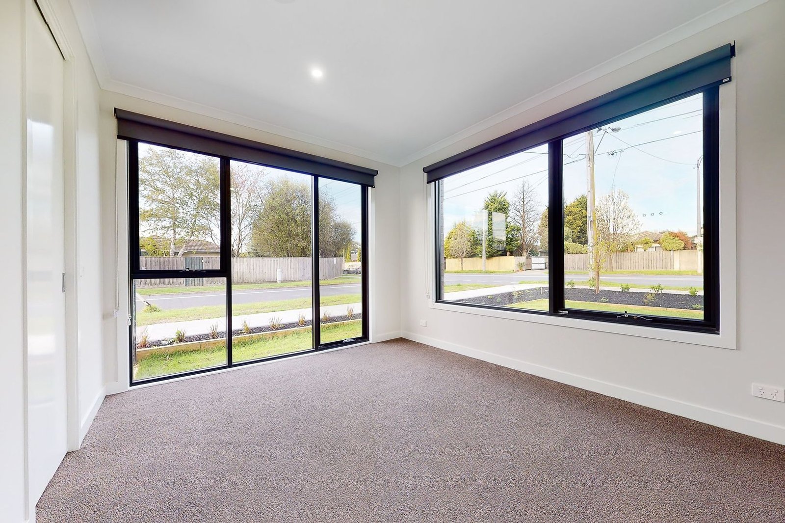 Gallery: 587 Warrigal Road