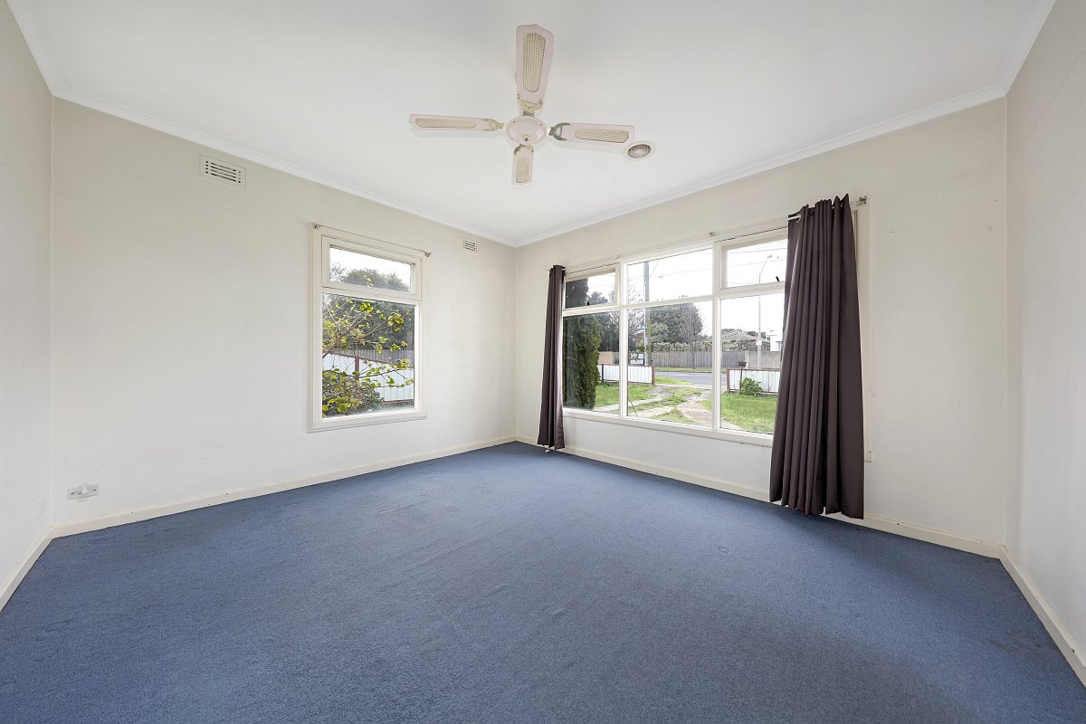 Gallery: 587 Warrigal Road