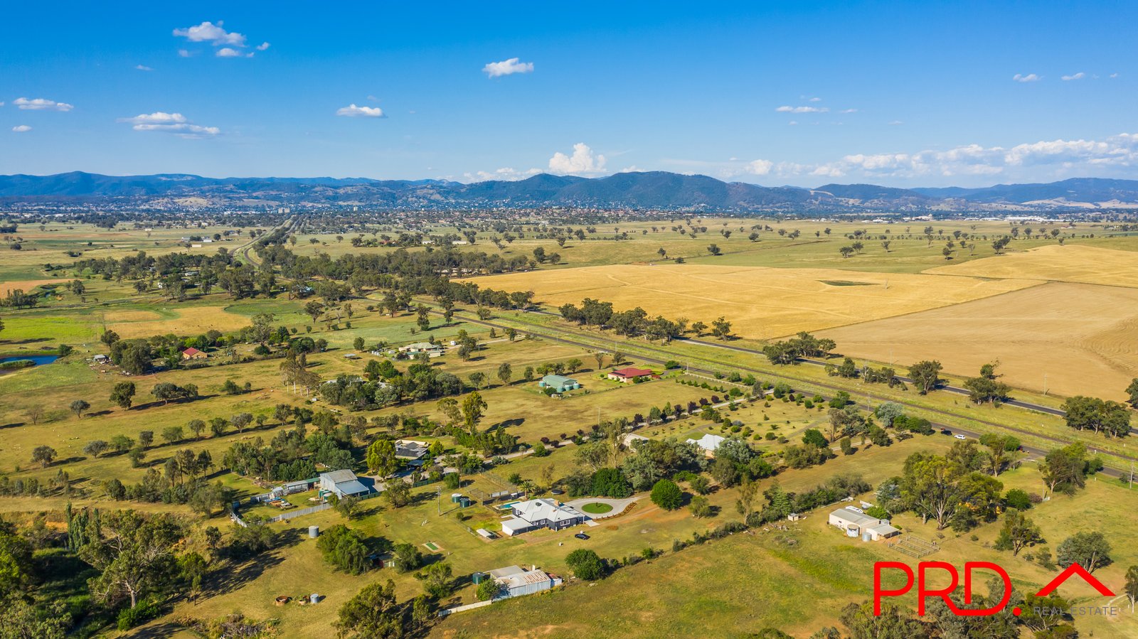 588 Warral Road TAMWORTH 4