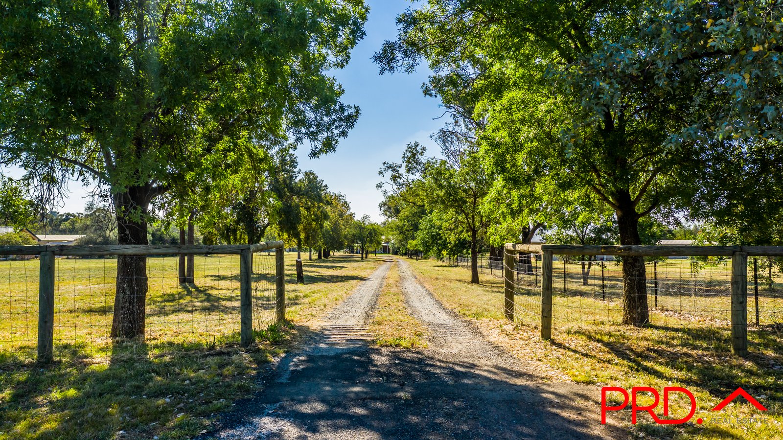 588 Warral Road TAMWORTH 8