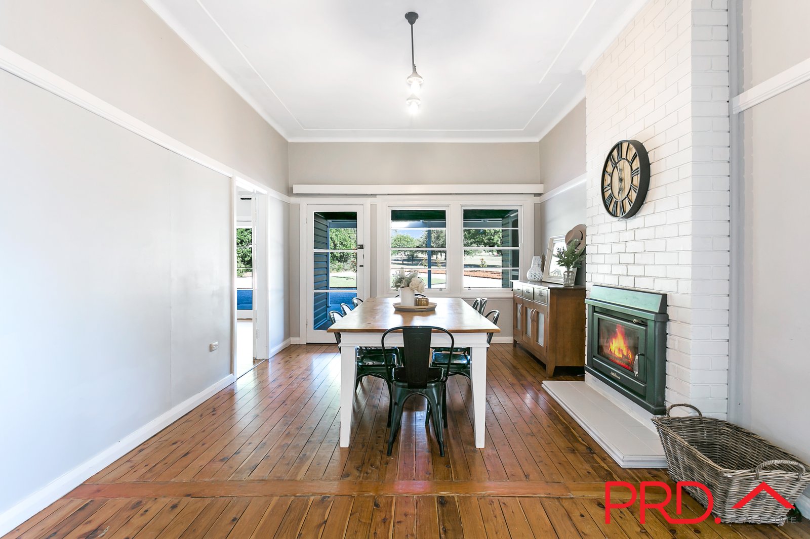 588 Warral Road TAMWORTH 23