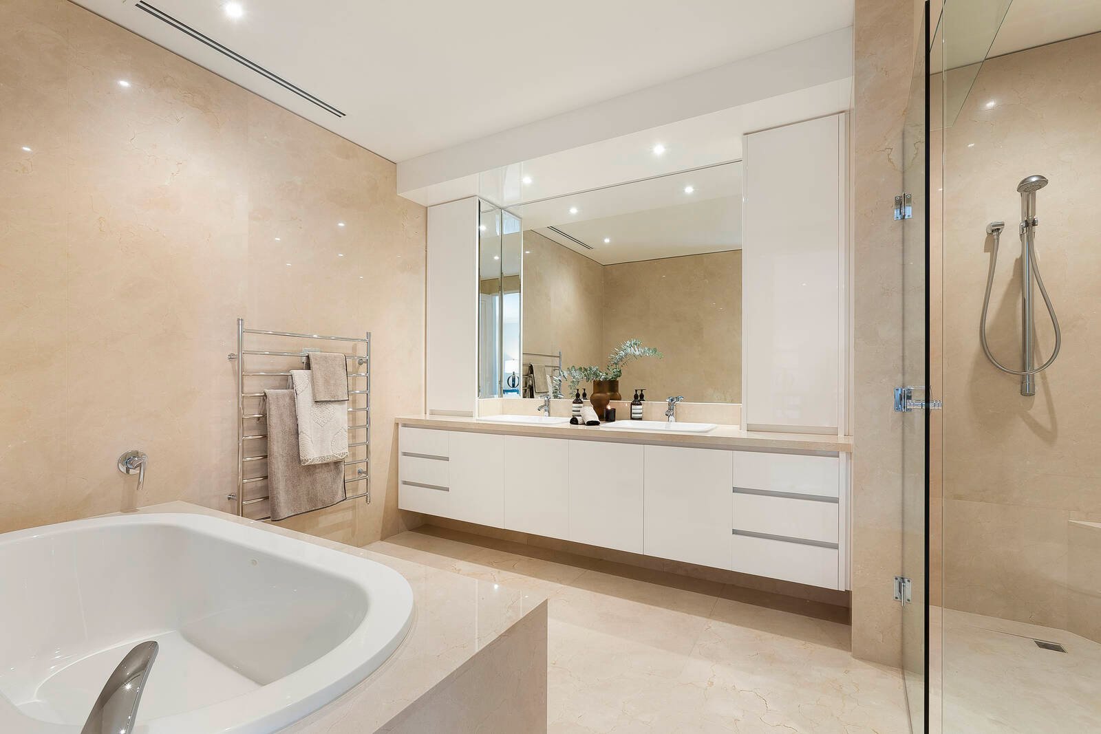 Real Estate and Property in 5/89 Mathoura Road, Toorak, VIC