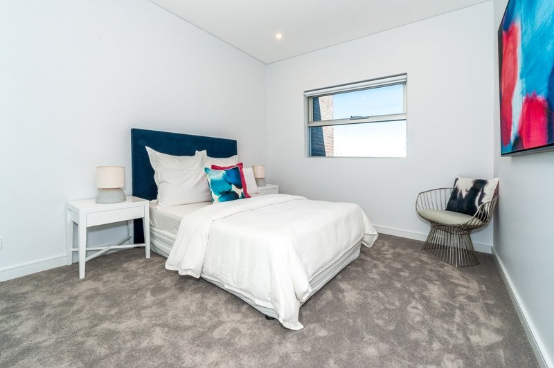 58A Mawson Parade CHIFLEY 14