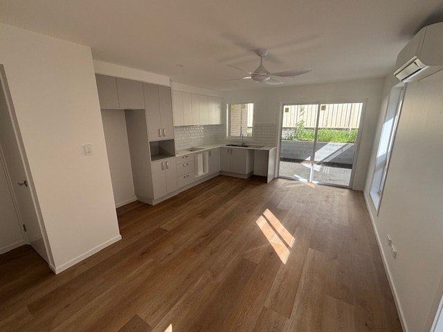58a Simon Street CORINDI BEACH 2