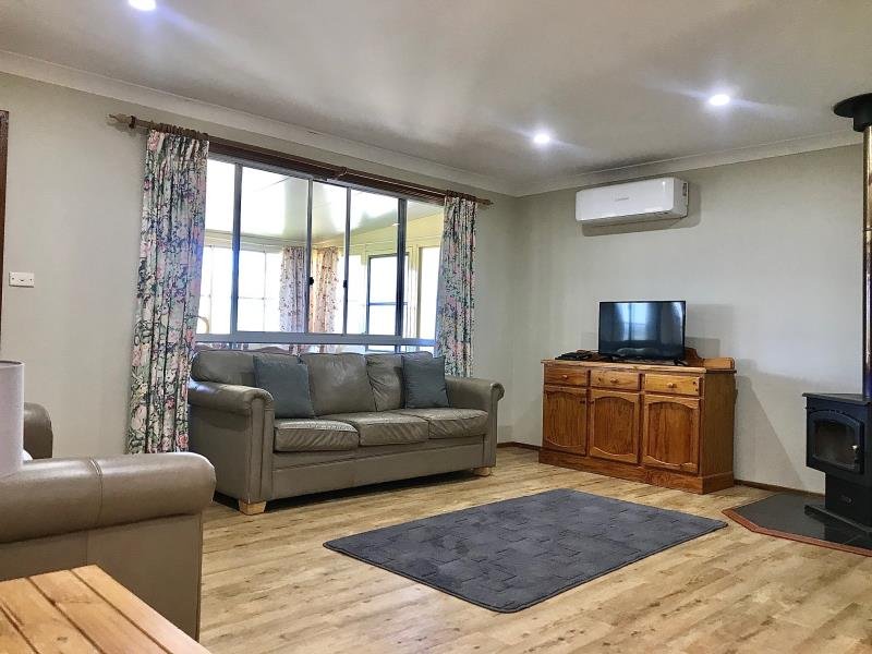 59 Bagenmar Rd  TAMWORTH 3