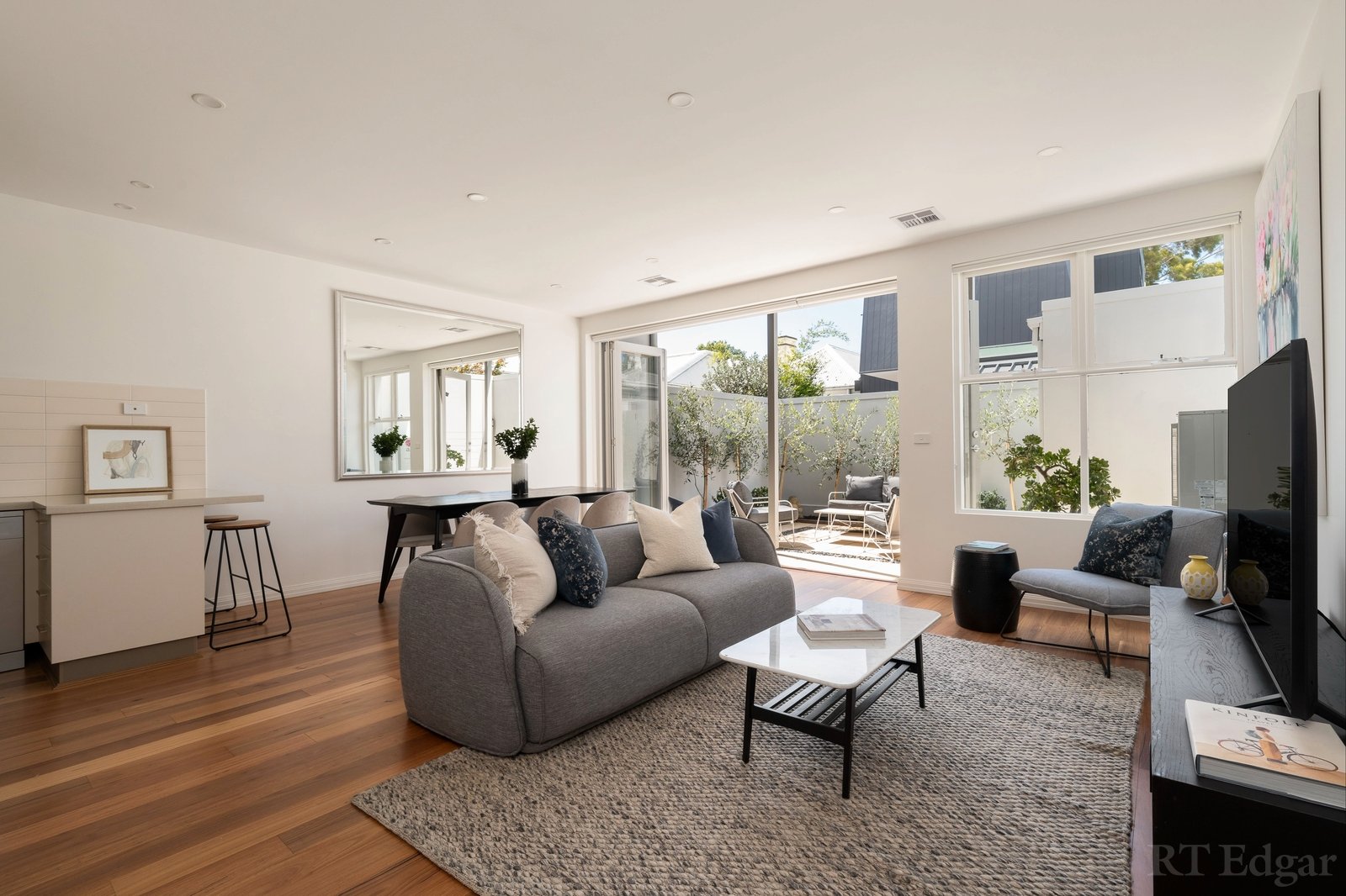 Real Estate and Property in 59 Bayview Street, Prahran, VIC