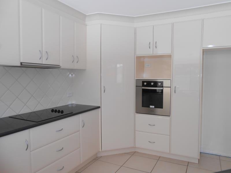 59 Blaxland Way TAMWORTH 7
