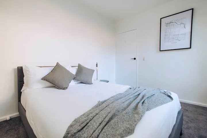 Real Estate and Property in 5/9 Canterbury Road, Toorak, VIC