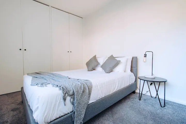 Real Estate and Property in 5/9 Canterbury Road, Toorak, VIC