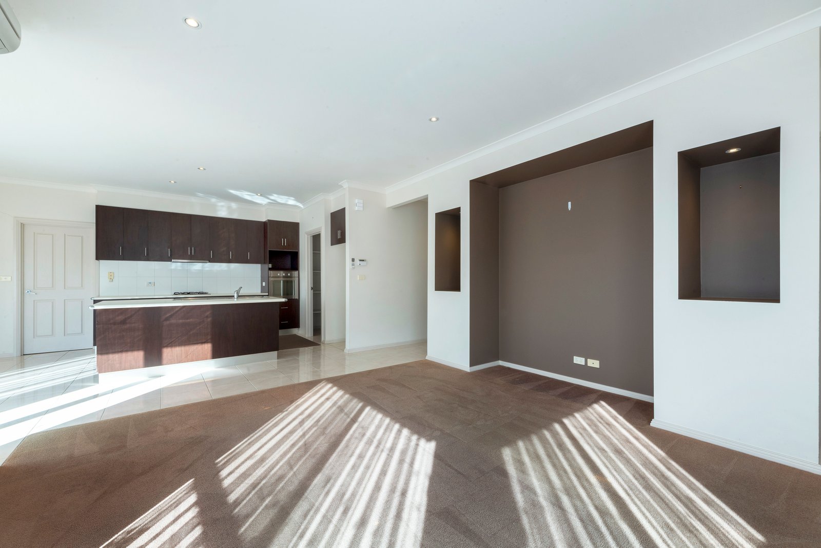 Gallery: 59 Eagleview Crescent