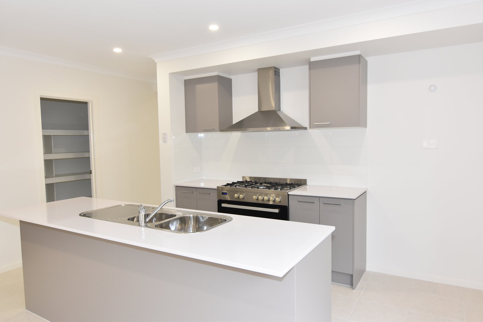 Gallery: 59 Edenhope Circuit