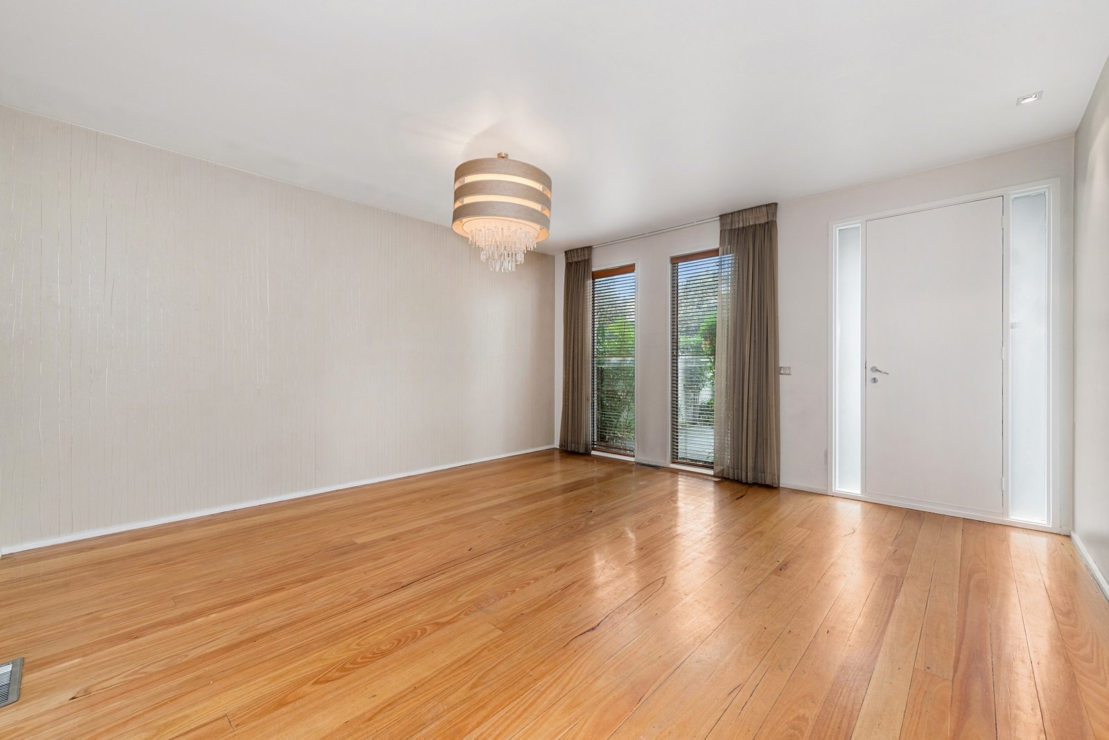 Gallery: 59 Esplanade West