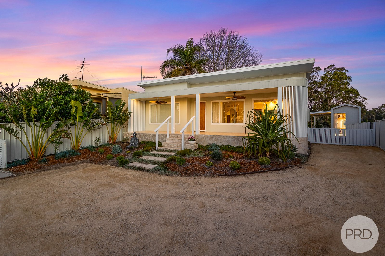 59 Government Road NELSON BAY 9