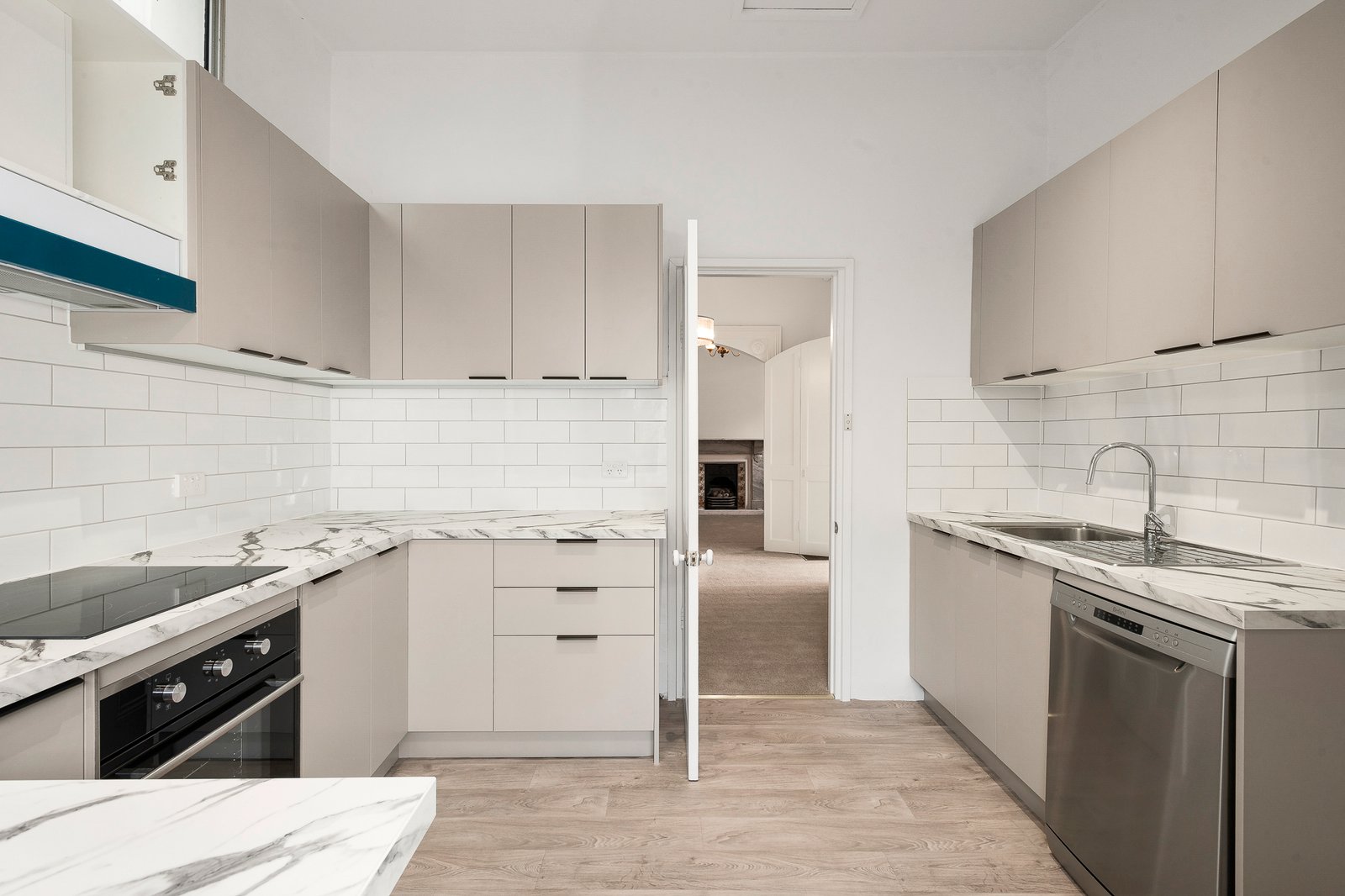 Real Estate and Property in 59 Hawksburn Road, South Yarra, VIC